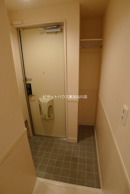 サニーコート加佐弐番館 玄関