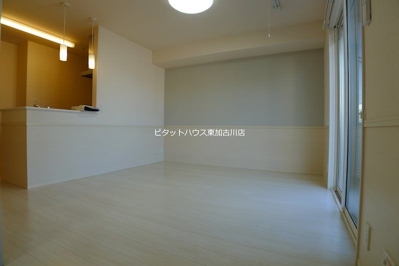 サニーコート加佐弐番館 リビング