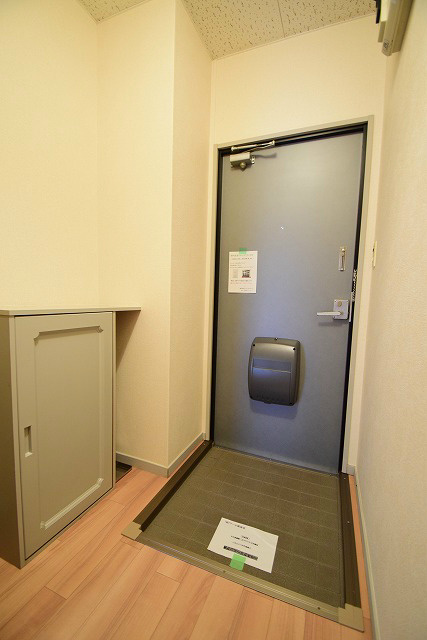 シャルマン鵠沼  玄関