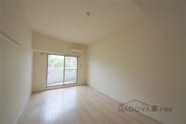 ベルドミール橘 リビング