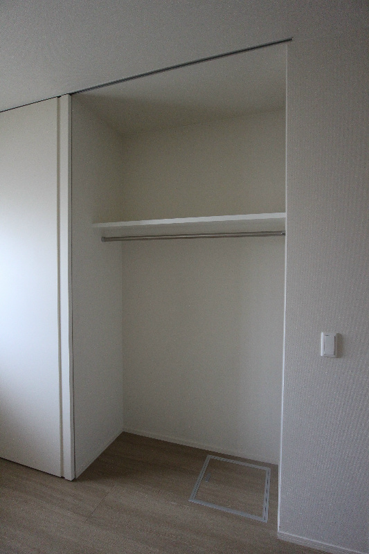 グランドオーク西新レジデンス 収納