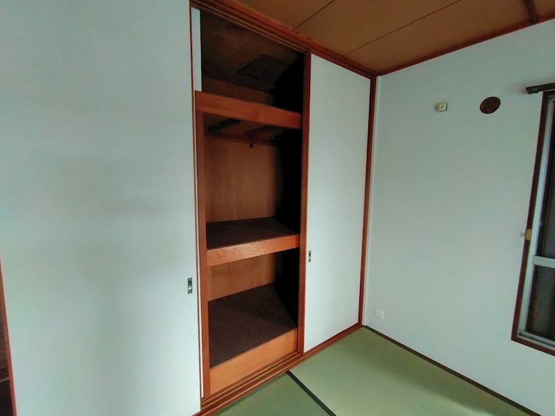 河原平田戸建 収納