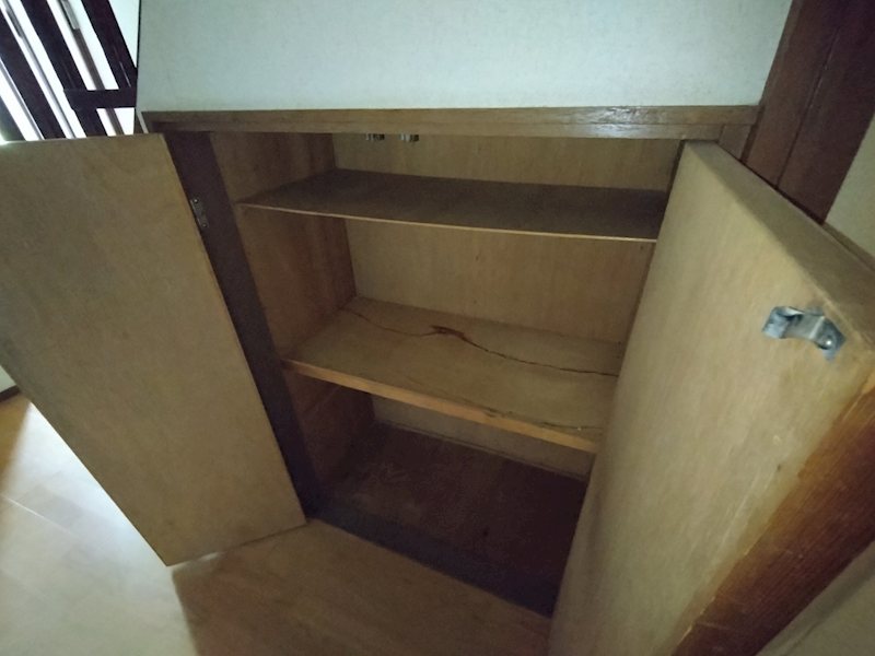 河原平田戸建 収納