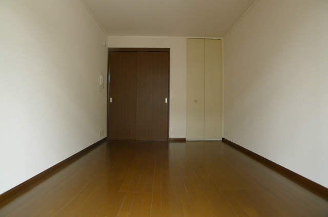 シティハイム平岡 ベッドルーム