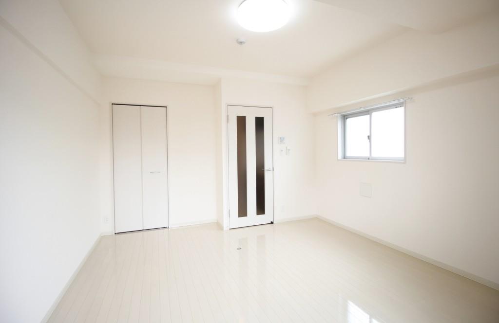 ノールお茶の水 リビング