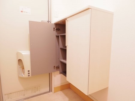 茨城県土浦市中高津１丁目20-6 玄関
