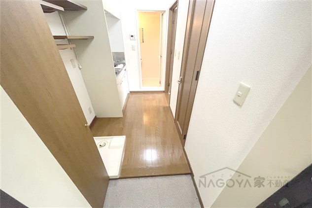 ヒルズ山花 玄関