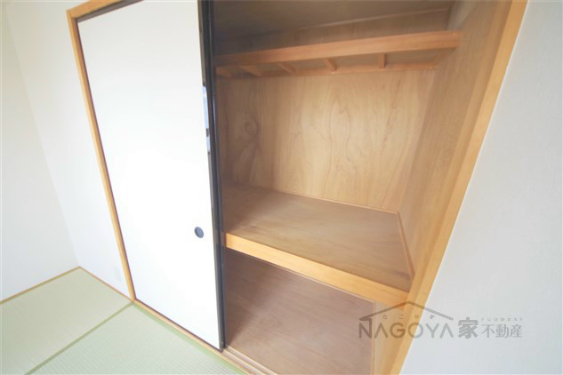 レスカール瑞穂 収納