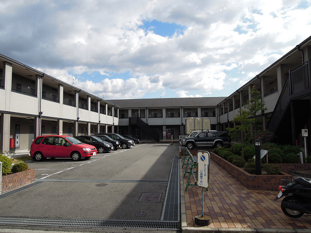 ベルドミール末広Ⅰ番館 駐車場