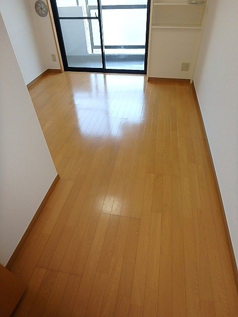 マーベラス府中宮西町 リビング