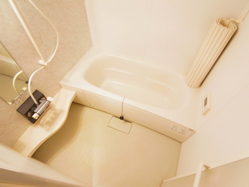 メゾン・フォンテーヌ 風呂画像