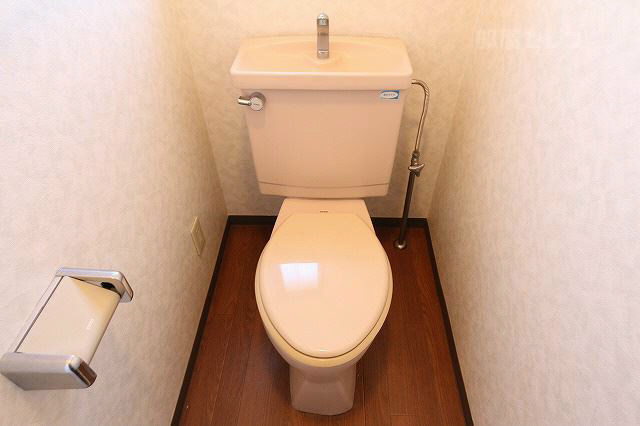 愛知県名古屋市昭和区川名町４丁目 トイレ