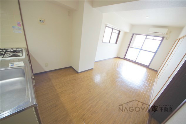 リエス千代田 リビング