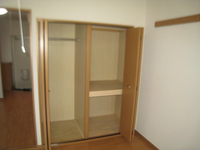 サンライズ 収納