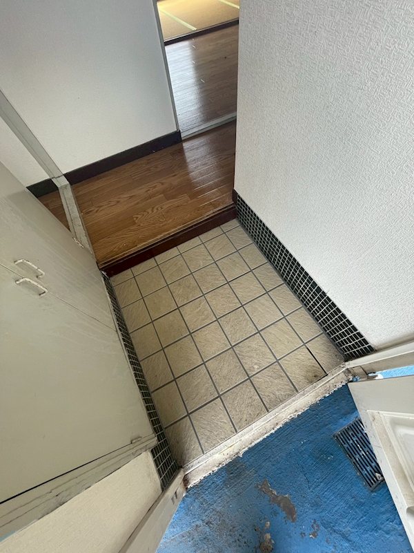 T-APARTMENT 玄関