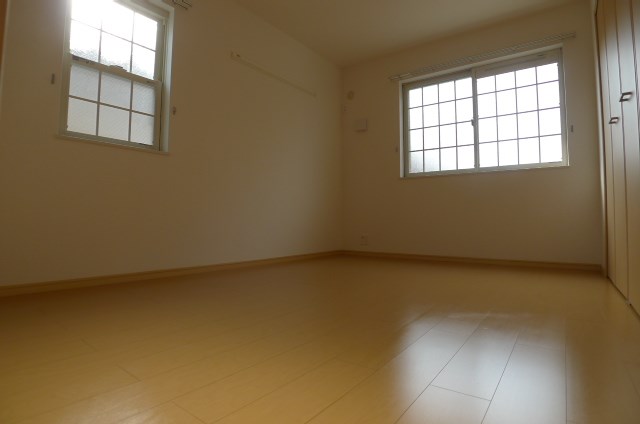 Sunlit AI ベッドルーム