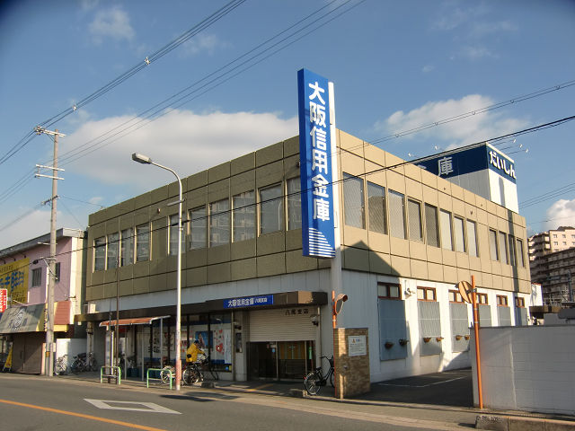 パレーシャル21 銀行