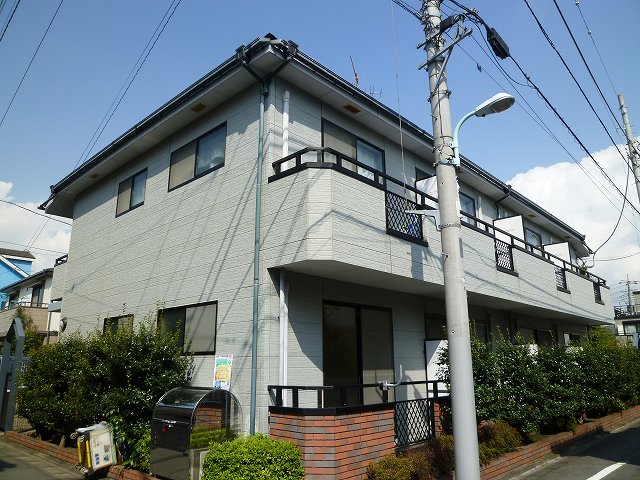 アゼリアハイツ 201号室 外観