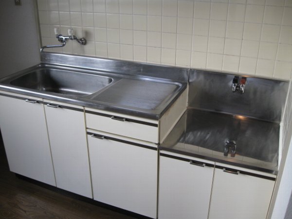 愛知県名古屋市西区五才美町 キッチン