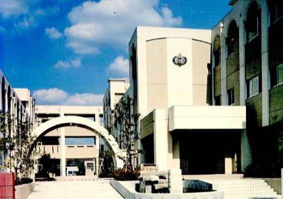 愛知県名古屋市名東区上社４丁目 小学校