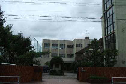 愛知県名古屋市中村区中島町２丁目 中学校