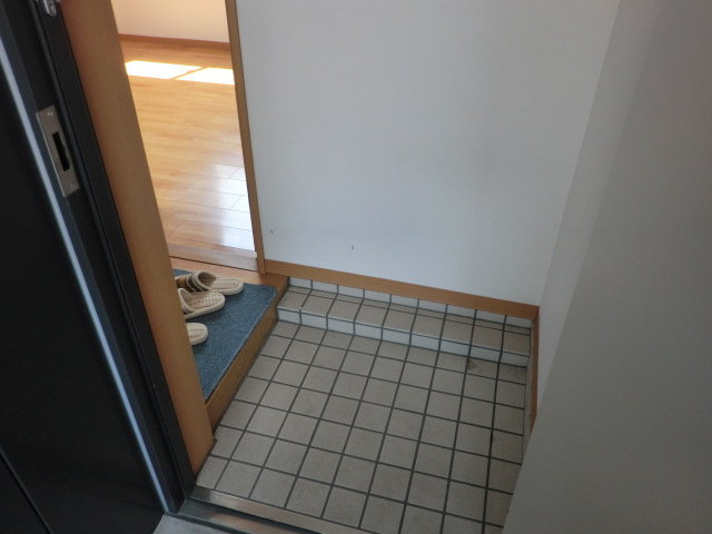 アーバンストリーム 玄関