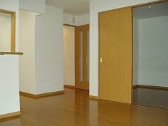 愛知県名古屋市中川区江松１丁目 リビング