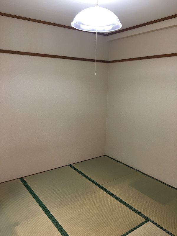 大須レジデンス ベッドルーム