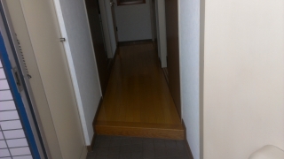 愛知県名古屋市中川区西中島１丁目 玄関