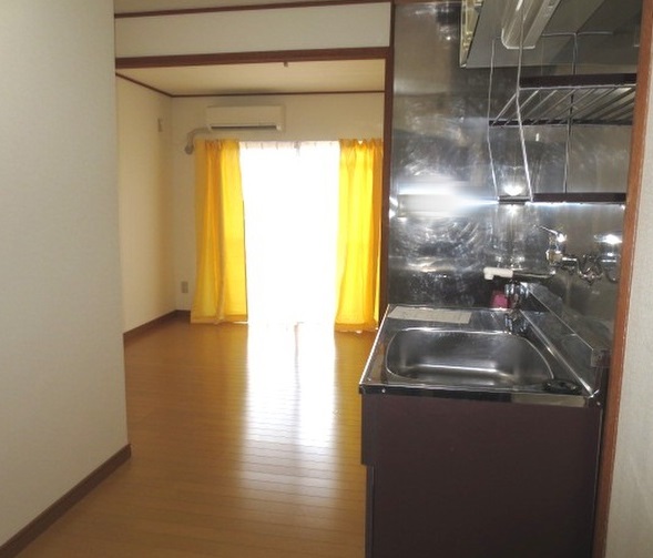 愛知県名古屋市昭和区福原町２丁目 リビング
