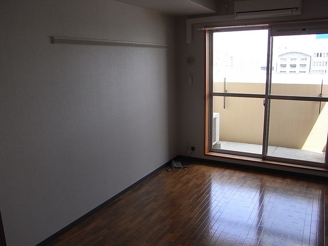 愛知県名古屋市中区栄５丁目 リビング