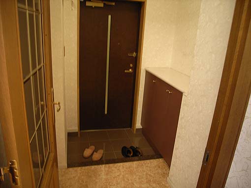 愛知県名古屋市中村区烏森町 玄関
