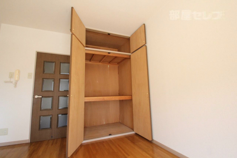 愛知県名古屋市中村区並木２丁目 収納