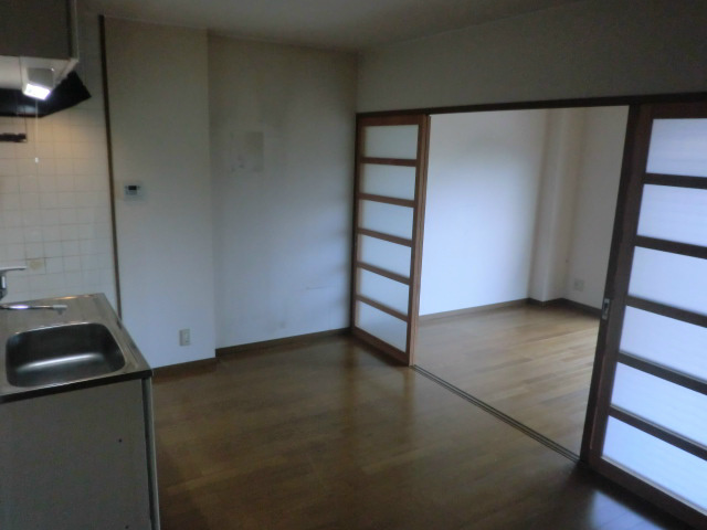 愛知県名古屋市中川区伏屋１丁目 リビング
