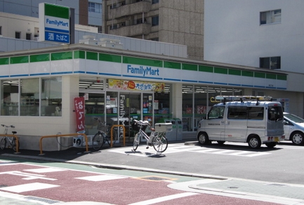 愛知県名古屋市中区栄５丁目 コンビニ