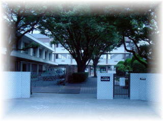 愛知県名古屋市中区新栄２丁目 中学校