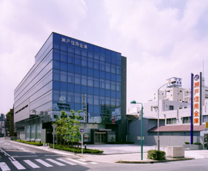 愛知県名古屋市西区則武新町３丁目 銀行