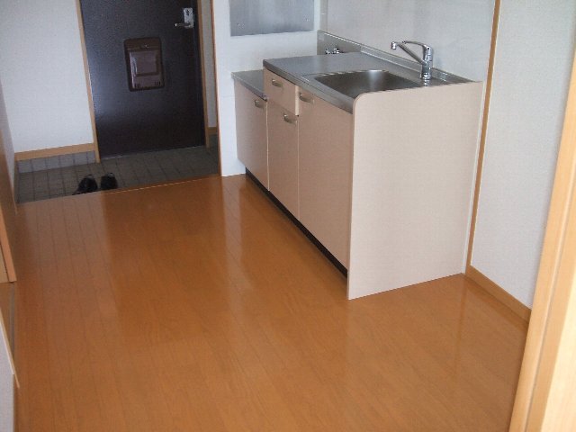 愛知県名古屋市中川区戸田３丁目 リビング