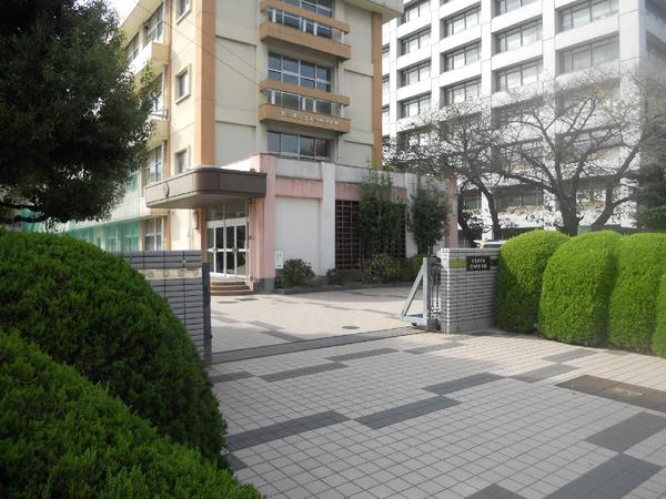 愛知県名古屋市中区丸の内２丁目 中学校