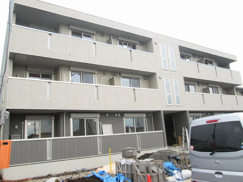 エル・ラヴィーヌ　C 202号室 外観