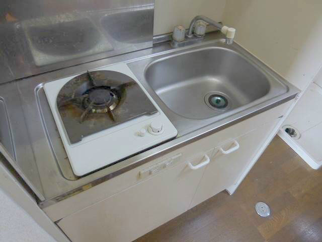 愛知県名古屋市昭和区広路通３丁目 キッチン