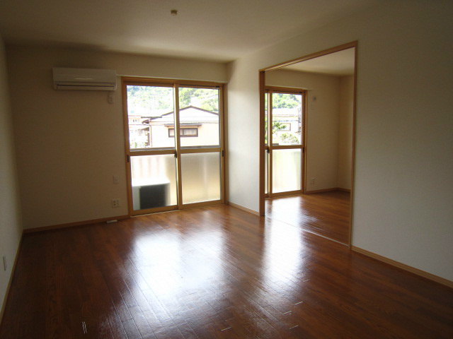 ピアセントラル リビング