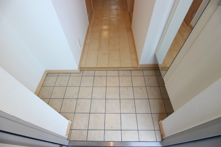 ブライクＴ27 玄関