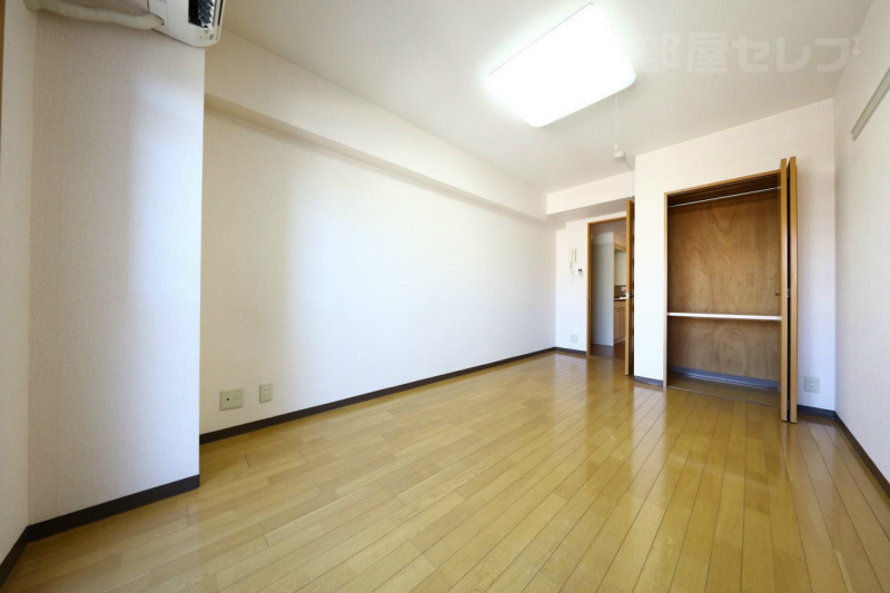 愛知県名古屋市千種区若水３丁目 リビング