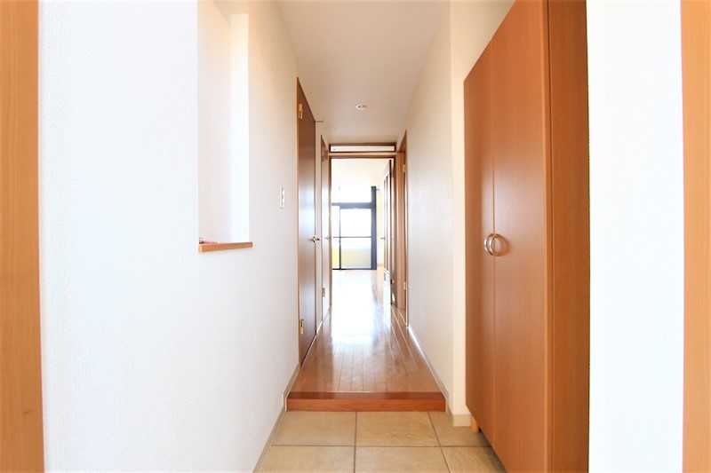 ファヌエル 玄関