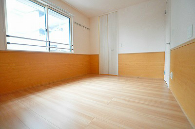 サニーイースト ベッドルーム