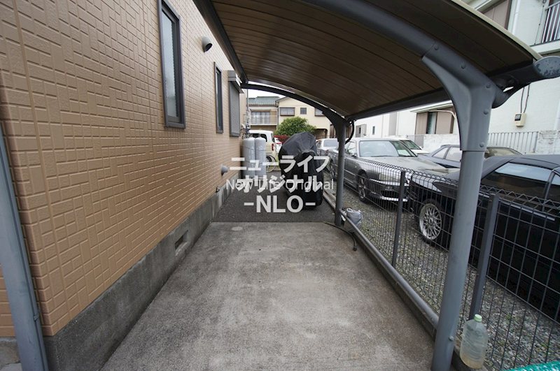 クリアフィールド 駐車場
