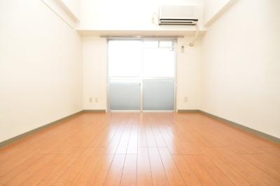 ギャラン工大駅前 リビング