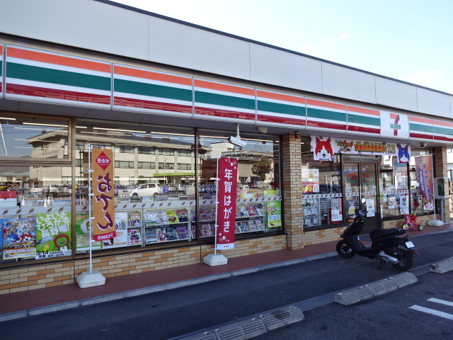 アバンサール・ミヤオ コンビニ
