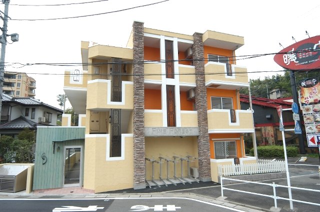 かわいいデザインのマンションです。